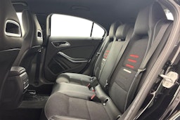 musta Mercedes-Benz A 2017 kuva 10.