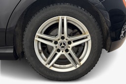 musta Mercedes-Benz A 2017 kuva 11.