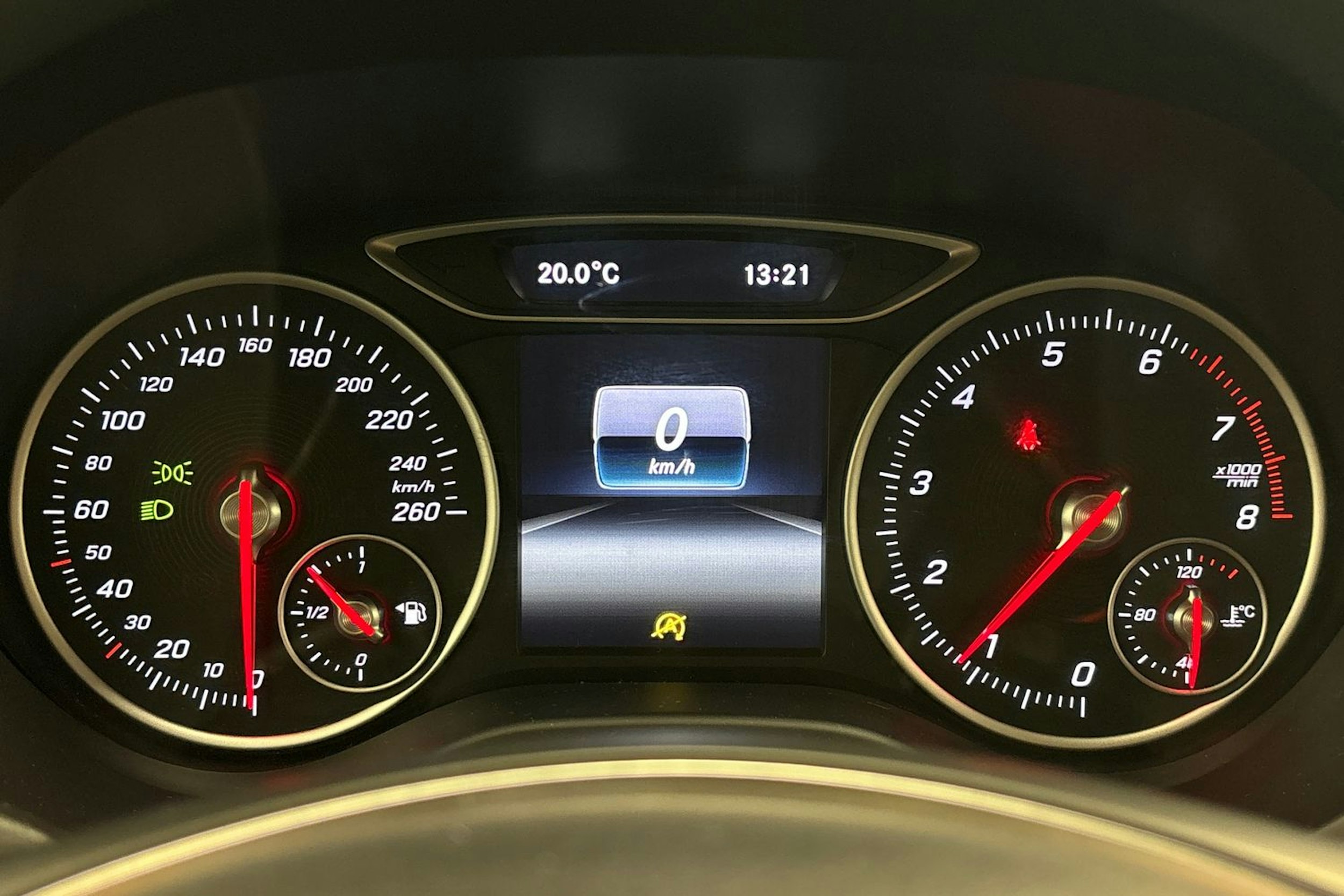 musta Mercedes-Benz A 2017 kuva 18.