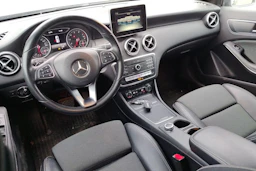 harmaa Mercedes-Benz A 2017 kuva 3.