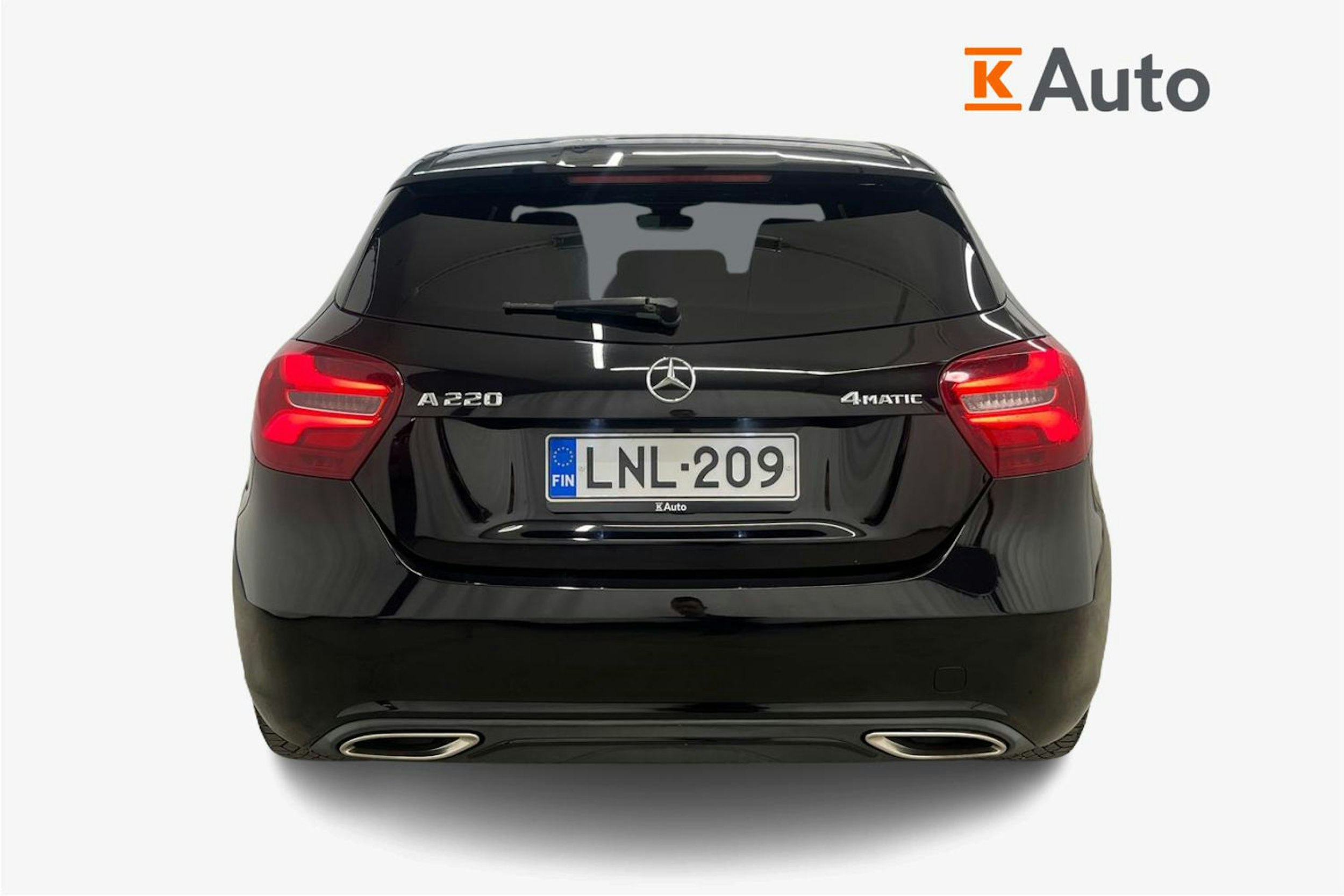 Musta Mercedes-Benz A 2017 kuva 3.