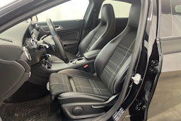 Musta Mercedes-Benz A 2017 kuva 15.