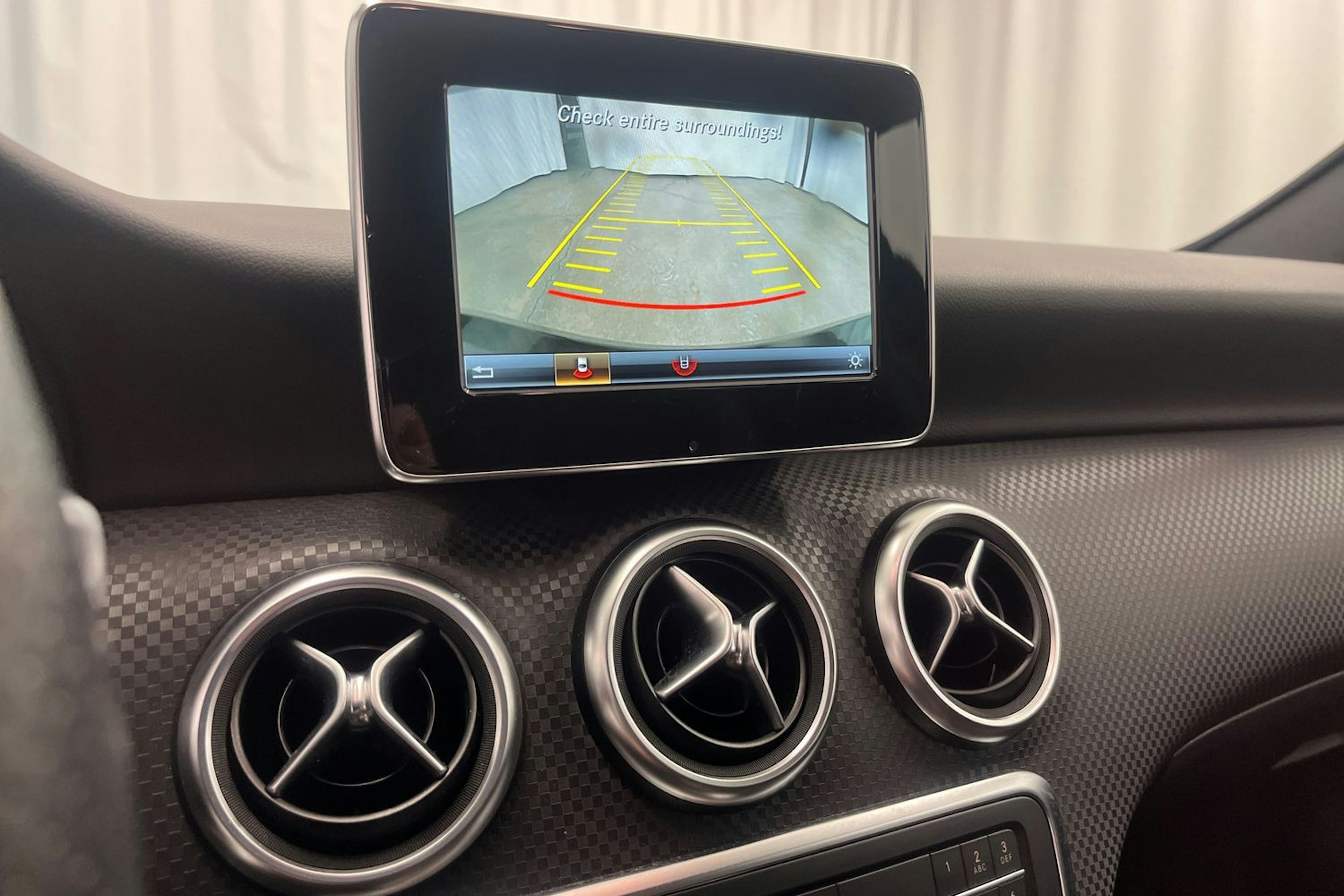 Musta Mercedes-Benz A 2017 kuva 21.