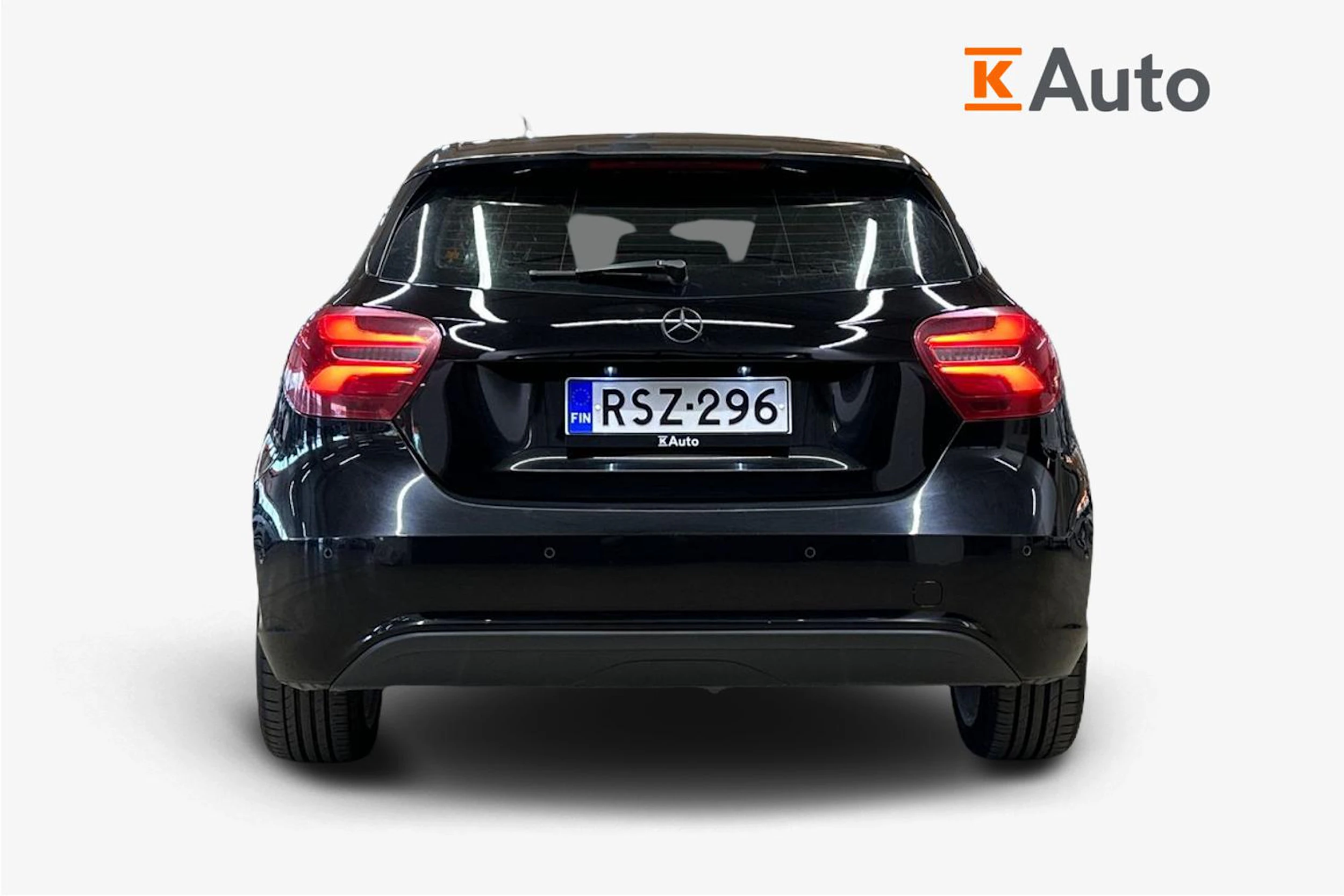 musta Mercedes-Benz A 2017 kuva 4.