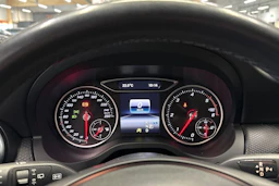 musta Mercedes-Benz A 2017 kuva 21.