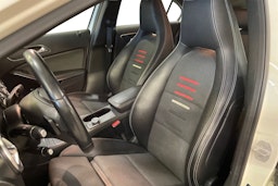 valkoinen Mercedes-Benz A 2017 kuva 10.