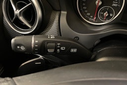 valkoinen Mercedes-Benz A 2017 kuva 16.