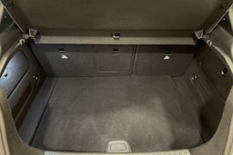 valkoinen Mercedes-Benz A 2017 kuva 21.
