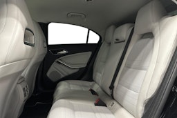 musta Mercedes-Benz A 2017 kuva 10.