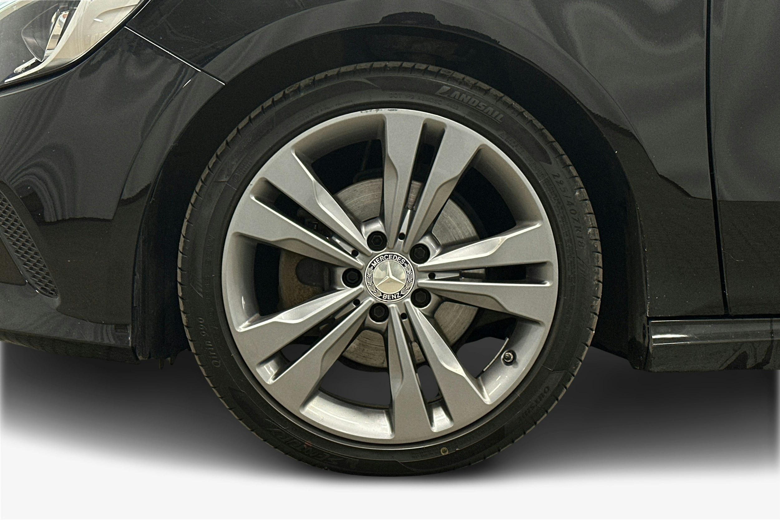 musta Mercedes-Benz A 2017 kuva 11.