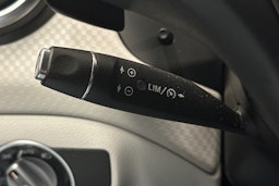 musta Mercedes-Benz A 2017 kuva 19.