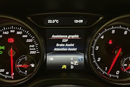musta Mercedes-Benz A 2017 kuva 21.