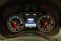 harmaa Mercedes-Benz A 2017 kuva 16.