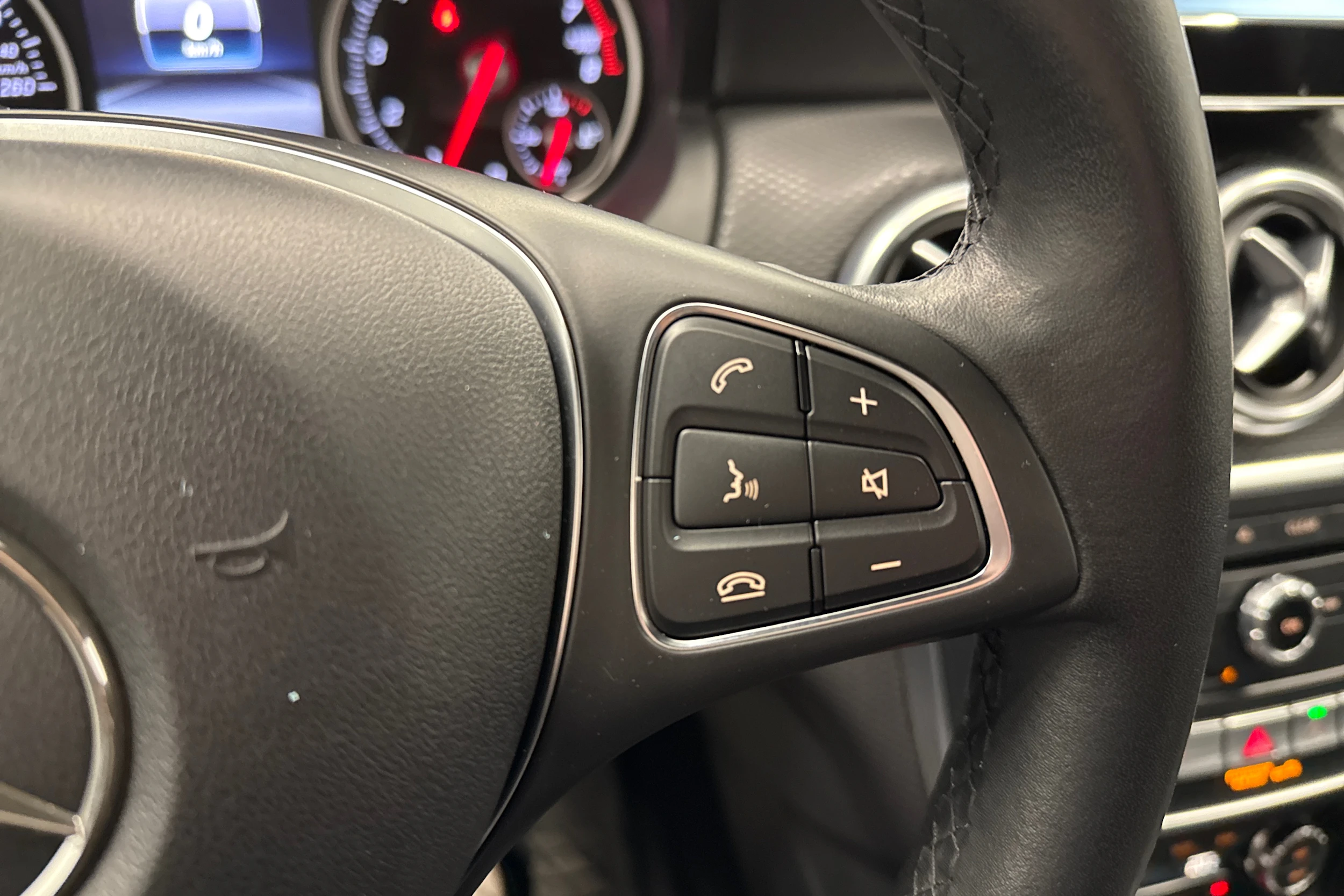 harmaa Mercedes-Benz A 2017 kuva 19.