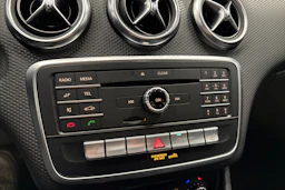 harmaa Mercedes-Benz A 2017 kuva 23.