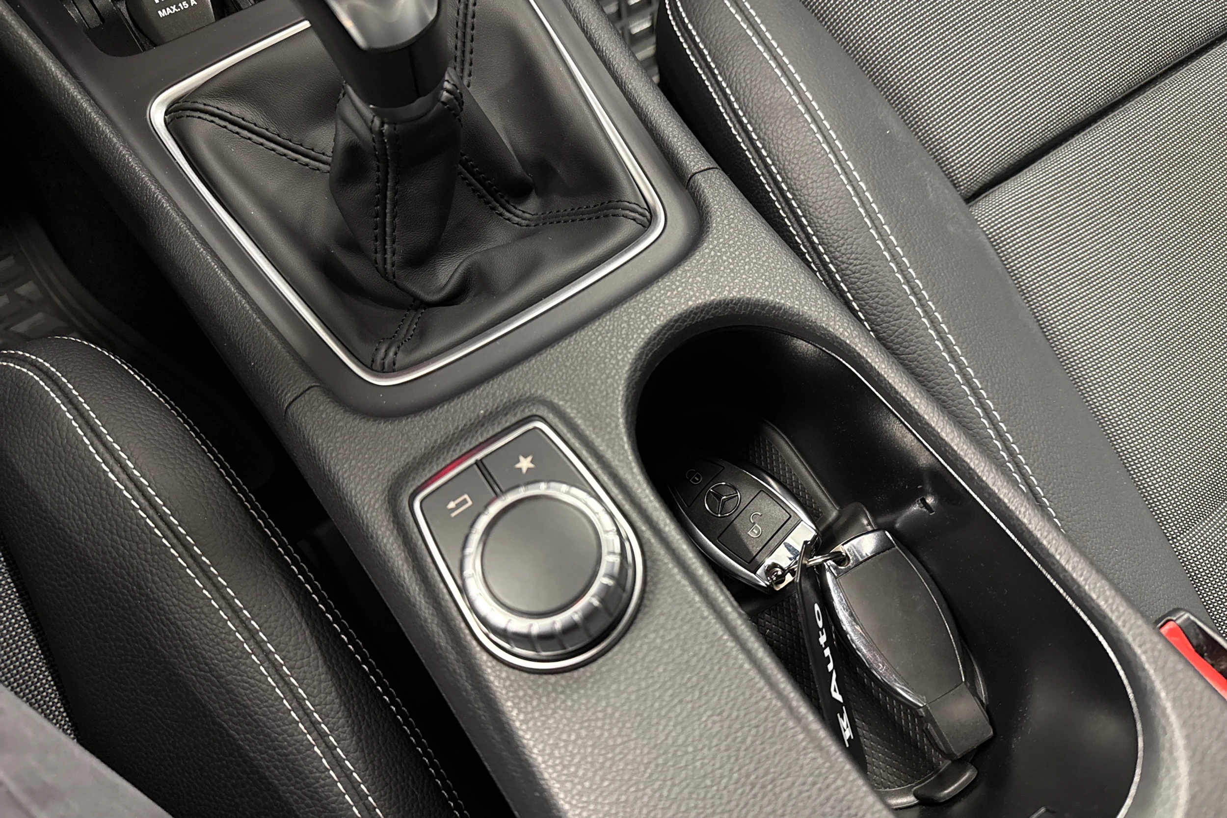 harmaa Mercedes-Benz A 2017 kuva 25.