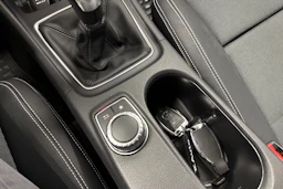 harmaa Mercedes-Benz A 2017 kuva 25.