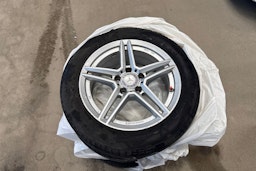 Harmaa Mercedes-Benz A 2017 kuva 13.