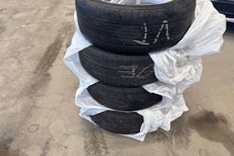 Harmaa Mercedes-Benz A 2017 kuva 14.