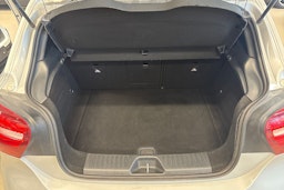 Harmaa Mercedes-Benz A 2017 kuva 16.