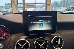 Harmaa Mercedes-Benz A 2017 kuva 25.