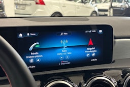 valkoinen Mercedes-Benz A 2018 kuva 14.