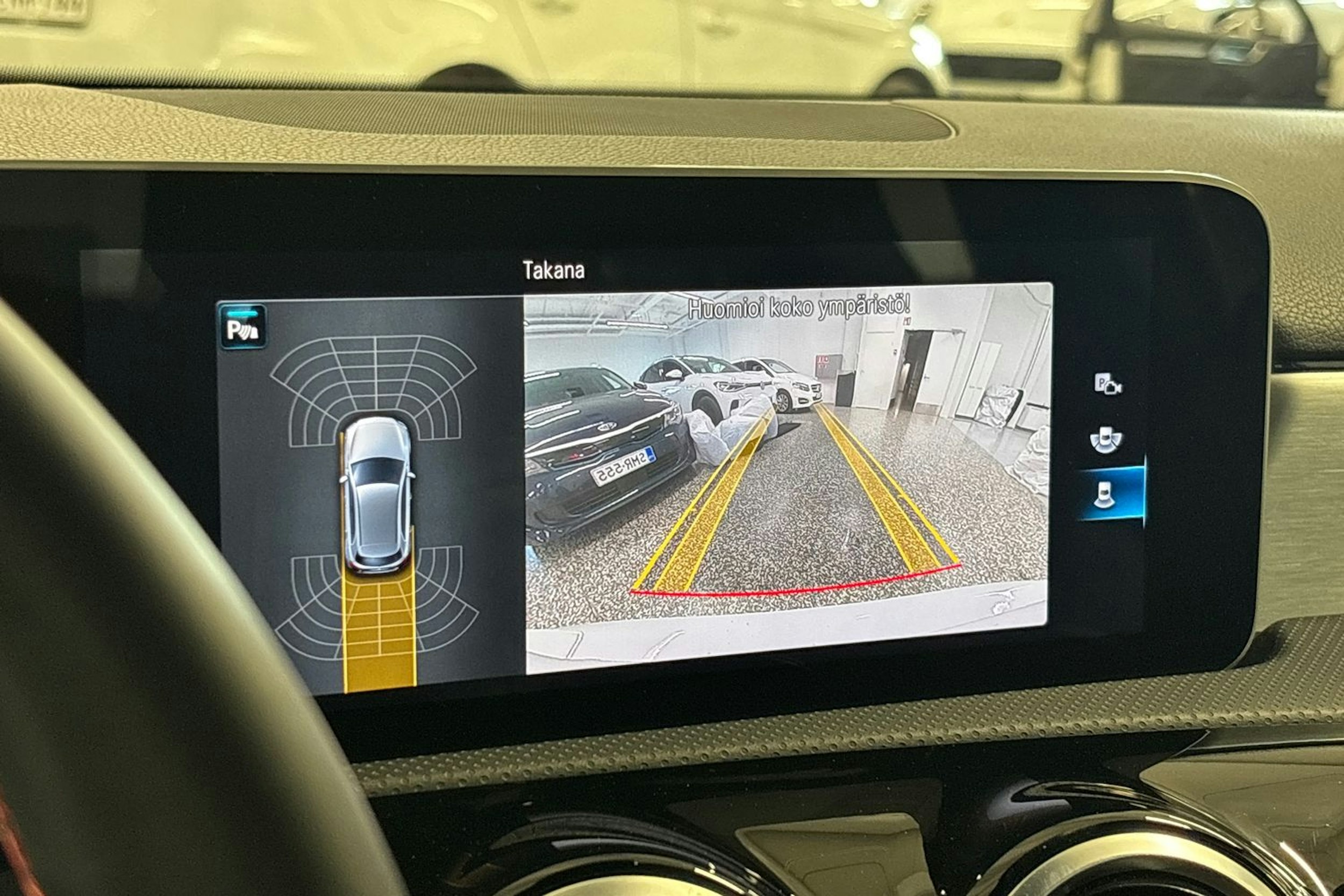 valkoinen Mercedes-Benz A 2018 kuva 16.