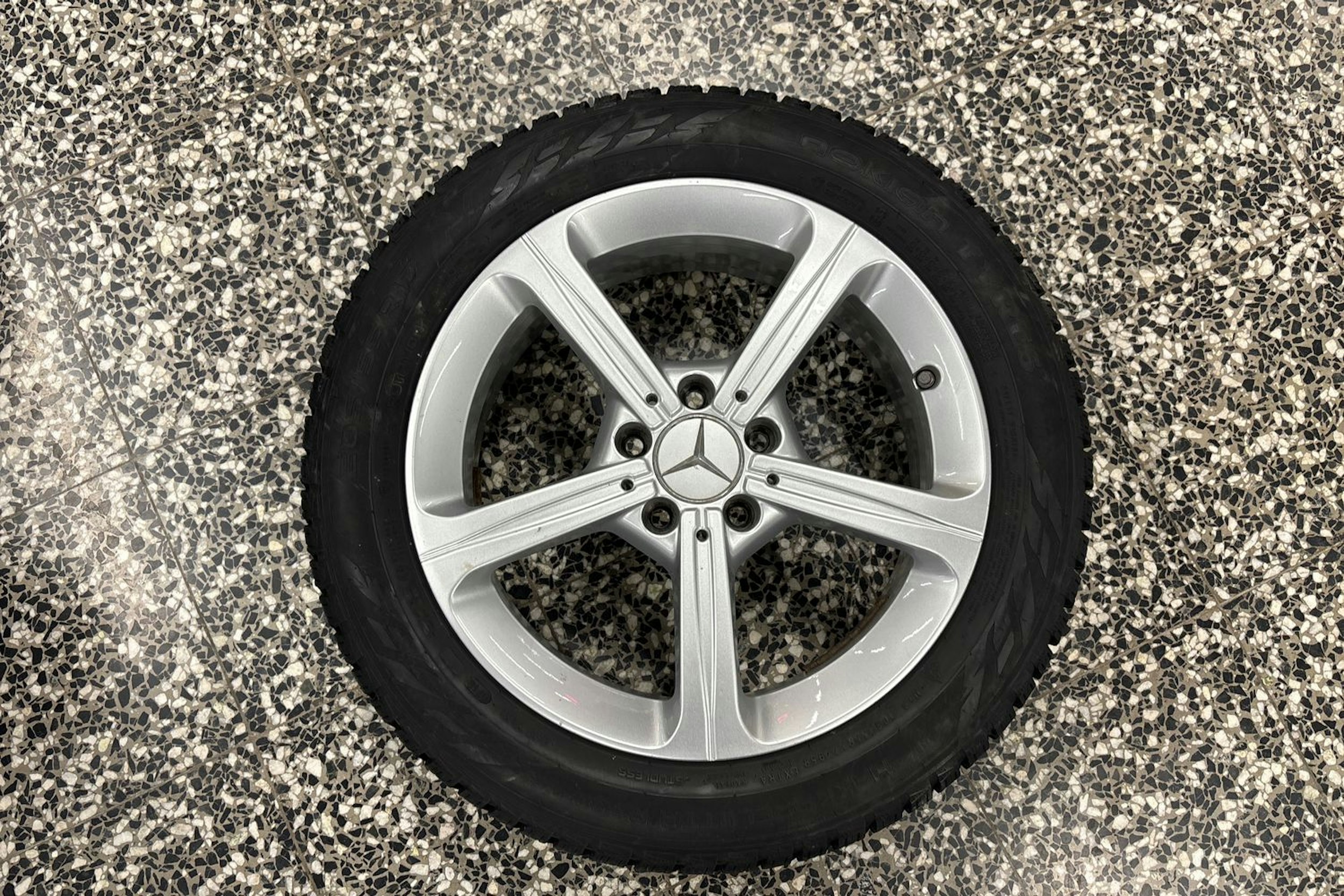 valkoinen Mercedes-Benz A 2018 kuva 29.