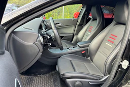musta Mercedes-Benz A 2018 kuva 4.