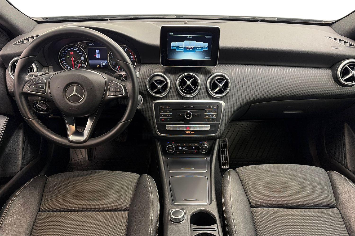 Mercedes-Benz A 180 A Suomi 100 Edition 2018, photo 7/26