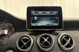 musta Mercedes-Benz A 2018 kuva 19.