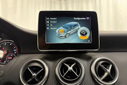 musta Mercedes-Benz A 2018 kuva 20.