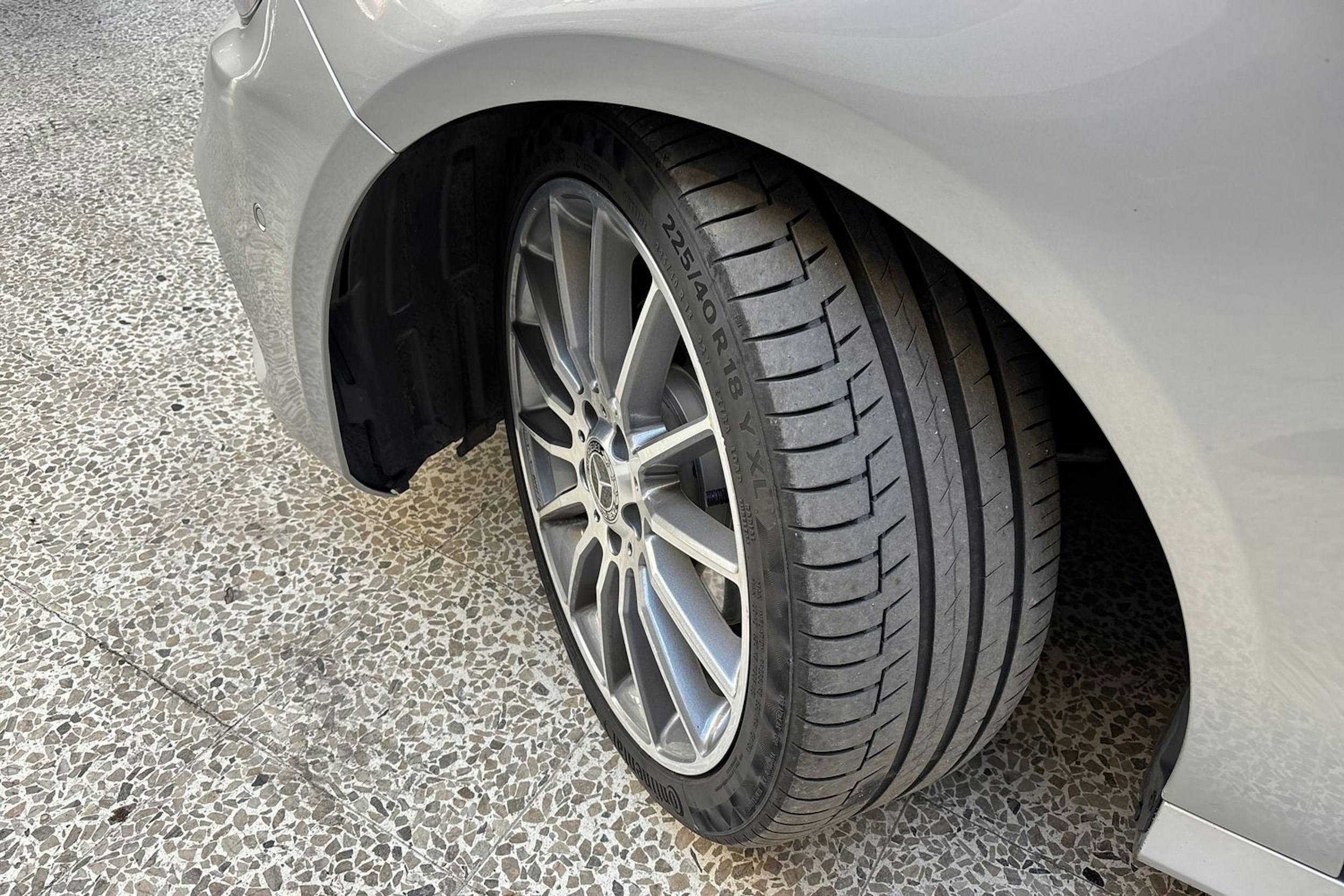 hopea Mercedes-Benz A 2018 kuva 13.