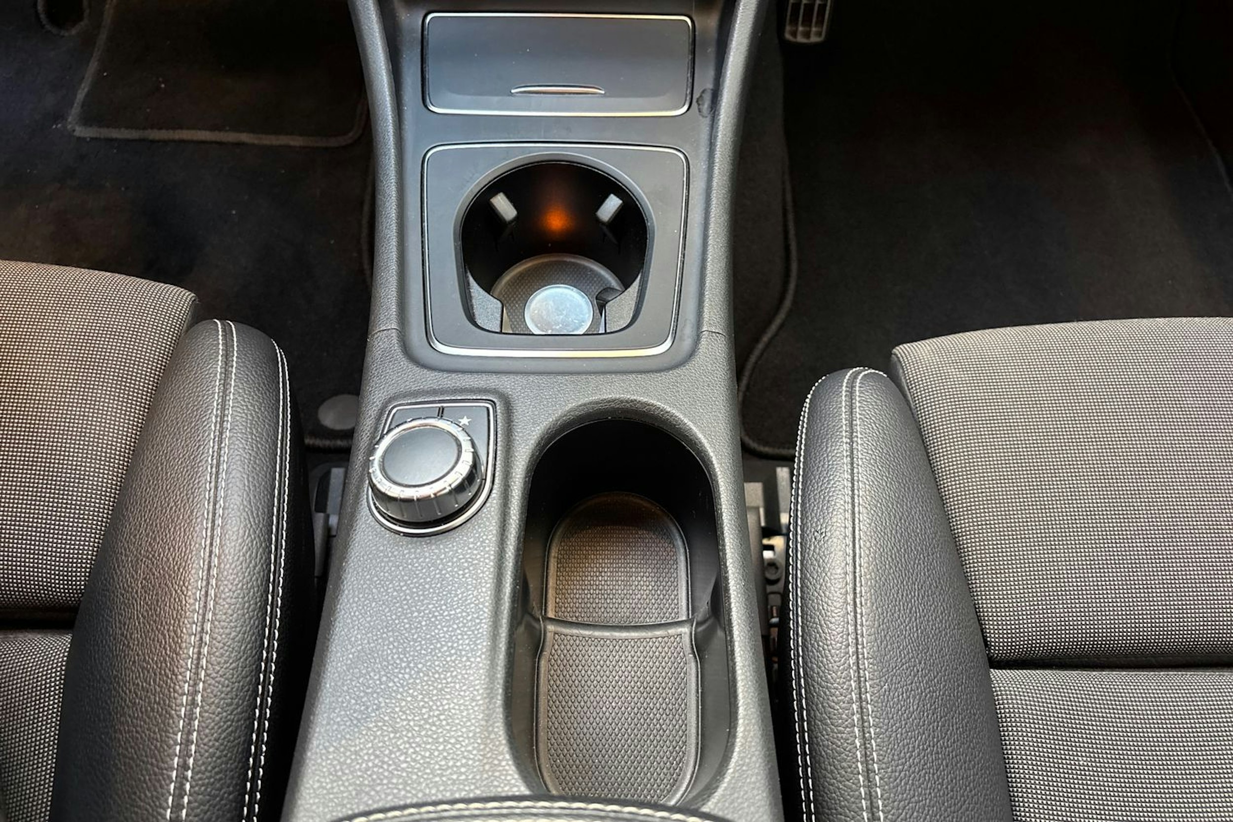 hopea Mercedes-Benz A 2018 kuva 23.