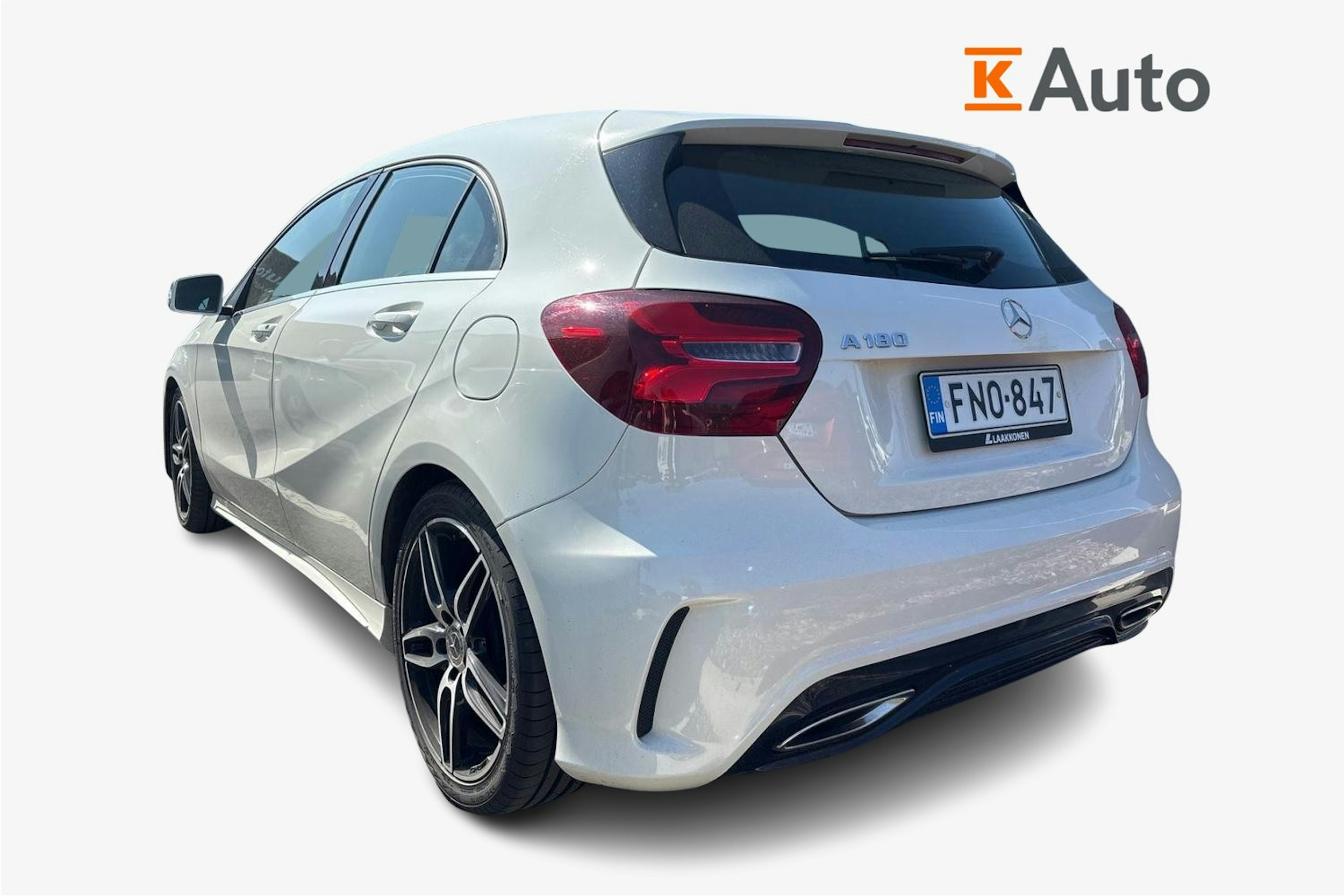 valkoinen Mercedes-Benz A 2018 kuva 2.