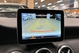 valkoinen Mercedes-Benz A 2018 kuva 18.