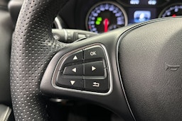 valkoinen Mercedes-Benz A 2018 kuva 25.