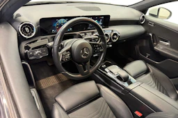 valkoinen Mercedes-Benz A 2019 kuva 6.