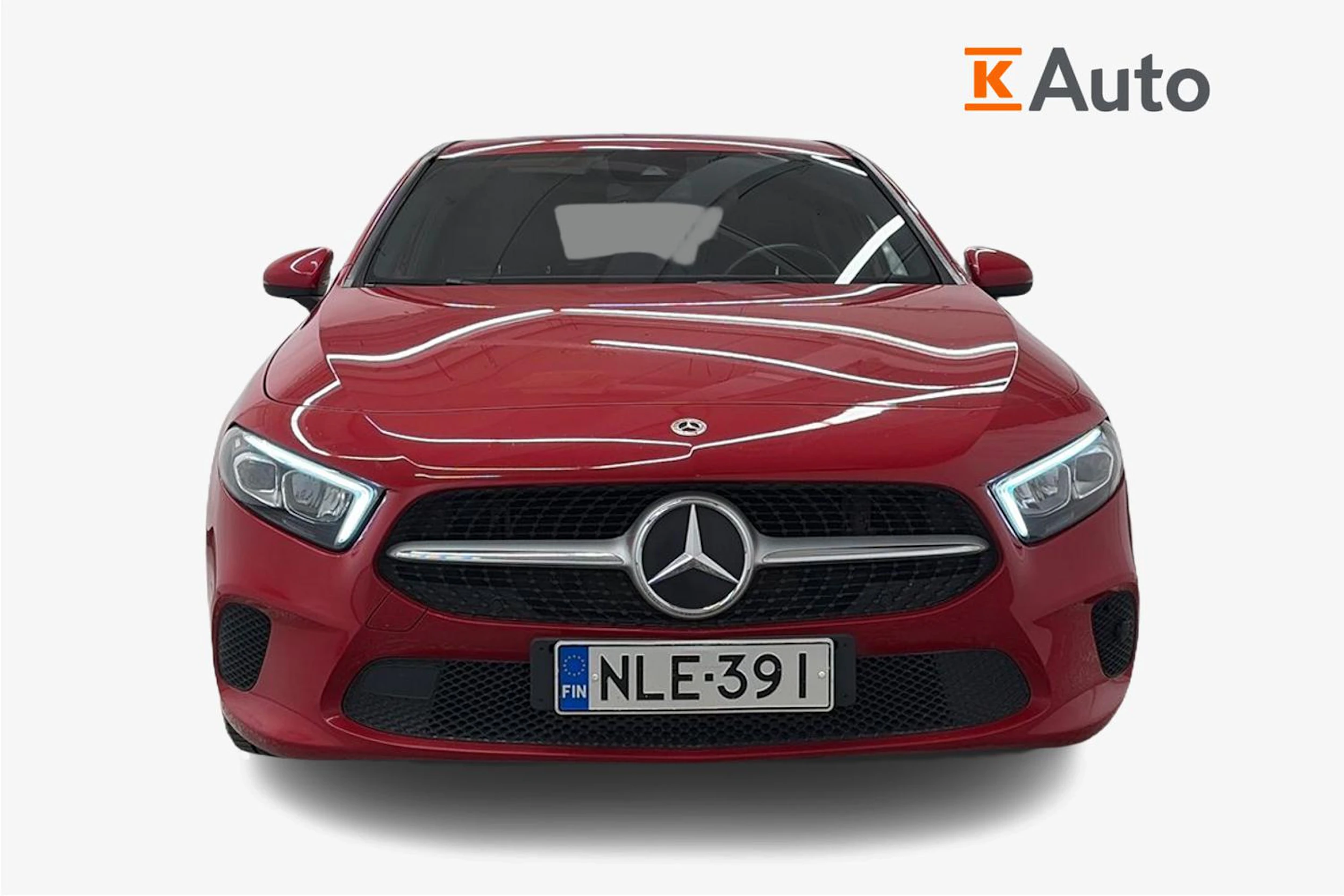 punainen Mercedes-Benz A 2018 kuva 4.