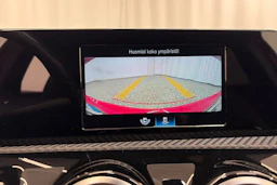 punainen Mercedes-Benz A 2018 kuva 17.