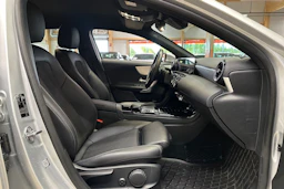 harmaa Mercedes-Benz A 2018 kuva 11.