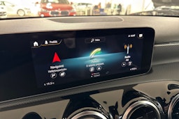 Musta Mercedes-Benz A 2019 kuva 18.