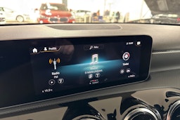 Musta Mercedes-Benz A 2019 kuva 19.