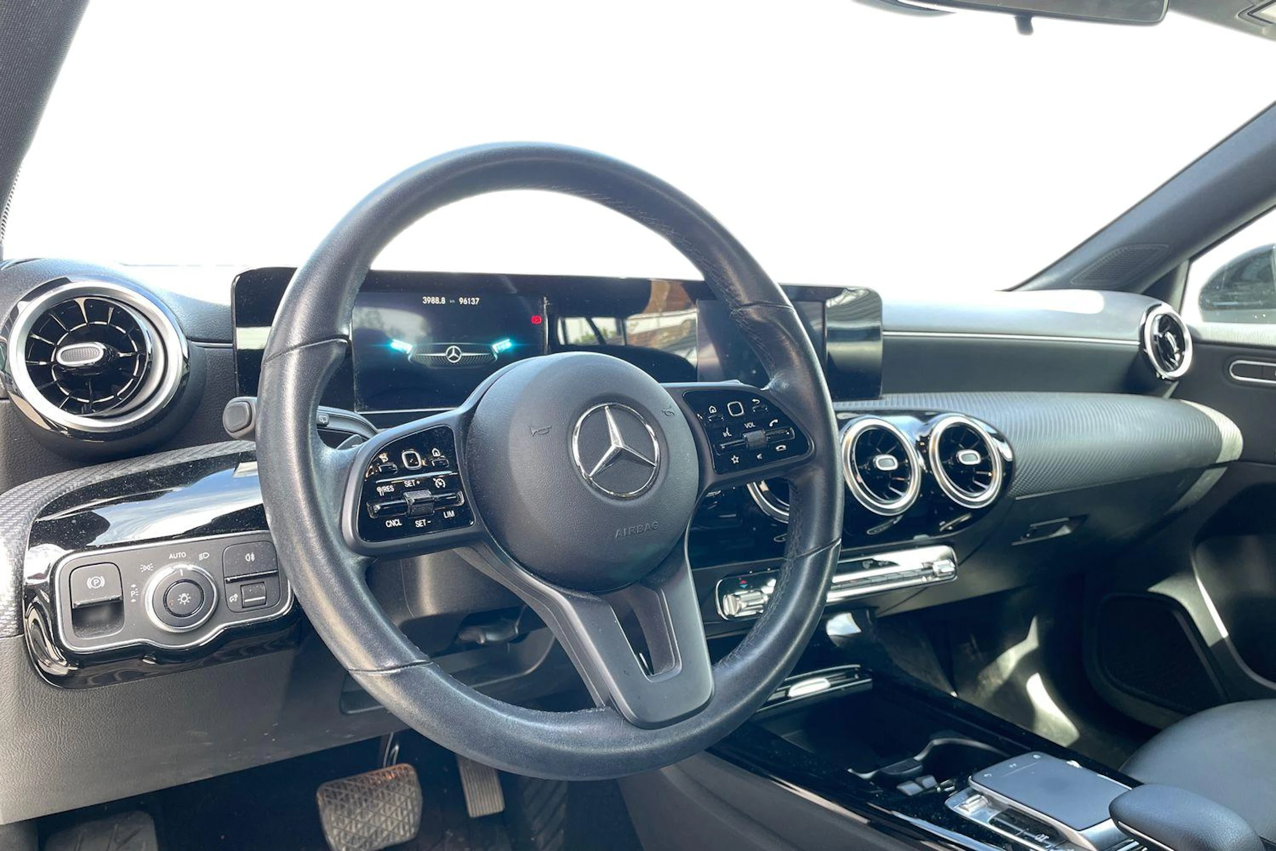 musta Mercedes-Benz A 2019 kuva 3.