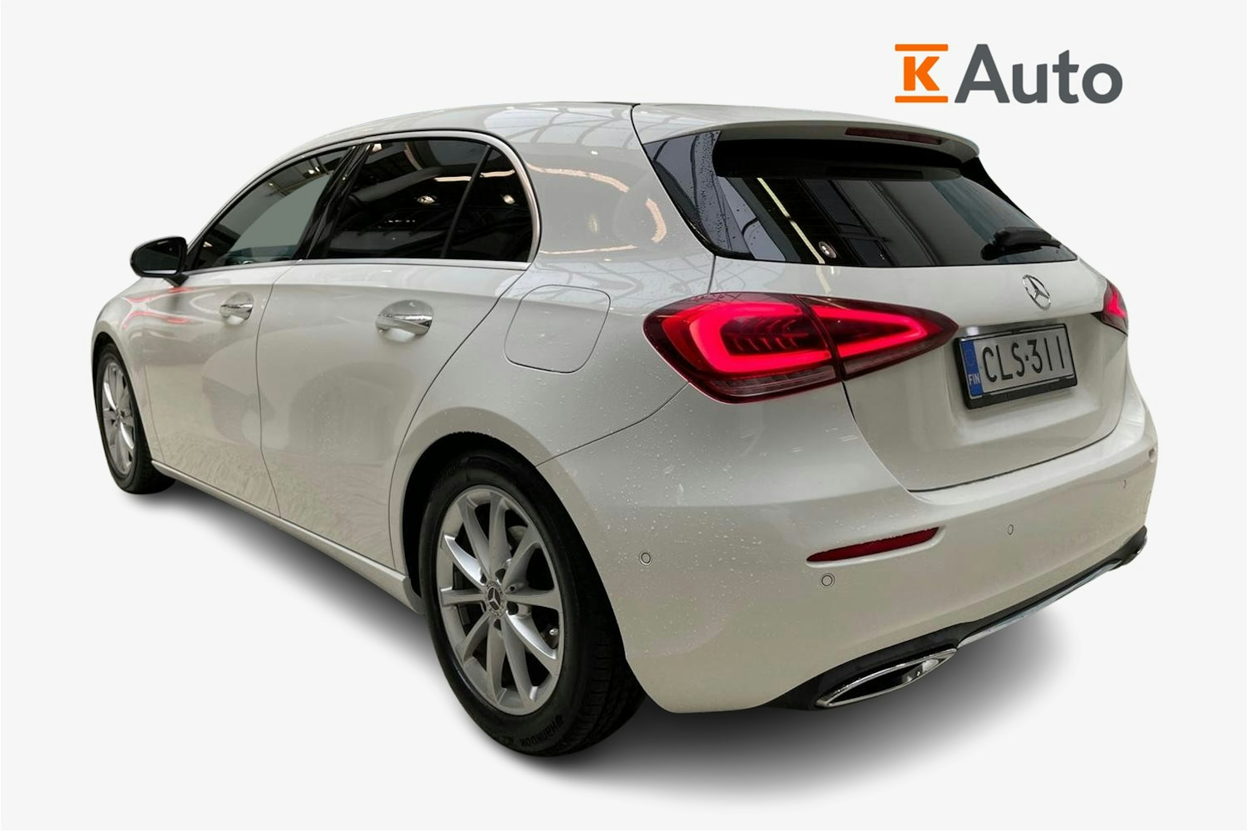 valkoinen Mercedes-Benz A 2019 kuva 2.