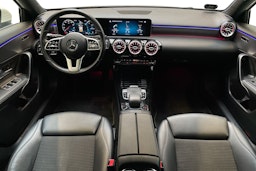 valkoinen Mercedes-Benz A 2019 kuva 9.