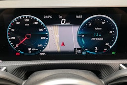 valkoinen Mercedes-Benz A 2019 kuva 21.
