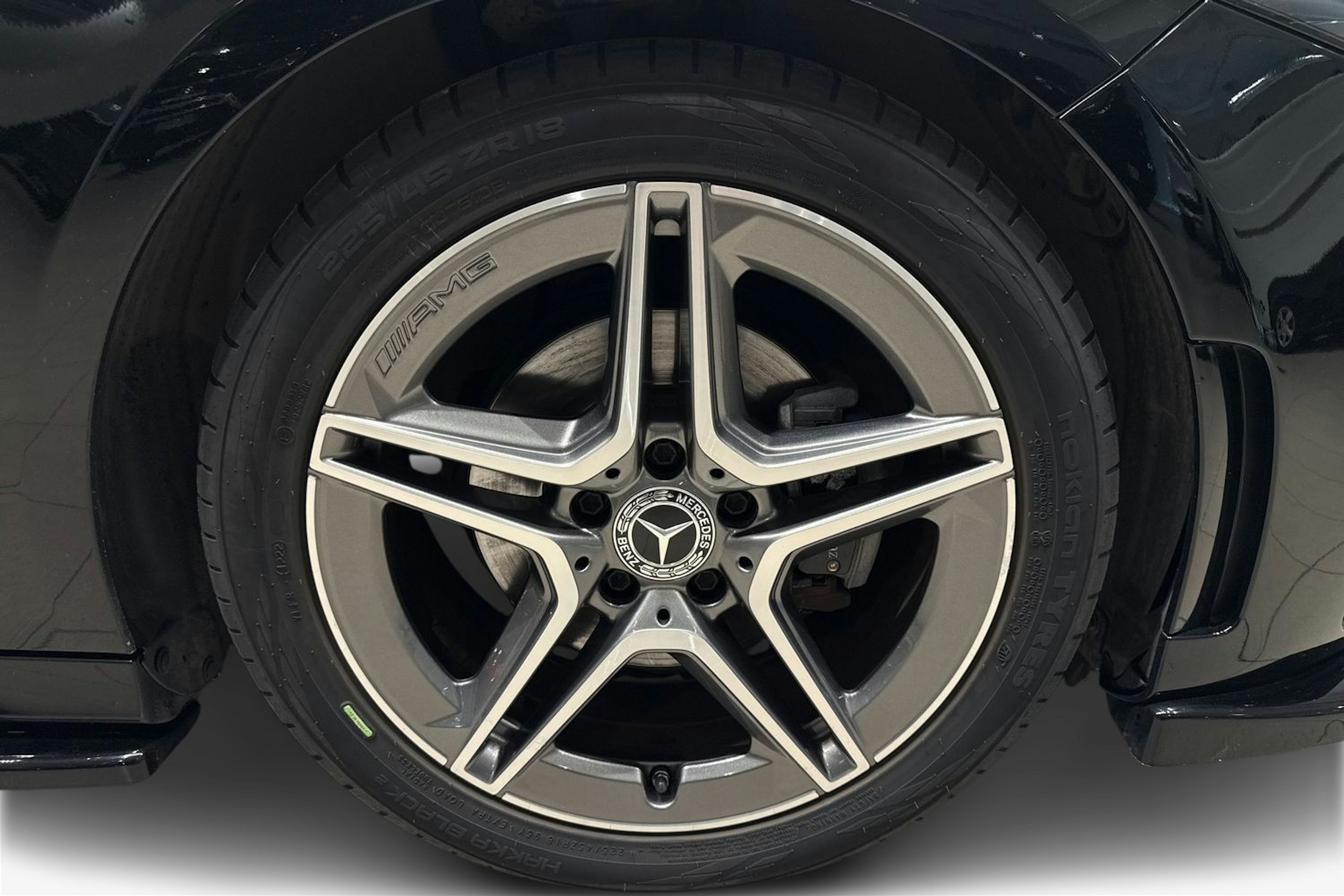 musta Mercedes-Benz A 2019 kuva 11.