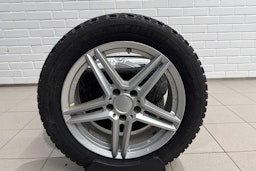 musta Mercedes-Benz A 2019 kuva 13.