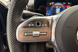 musta Mercedes-Benz A 2019 kuva 17.